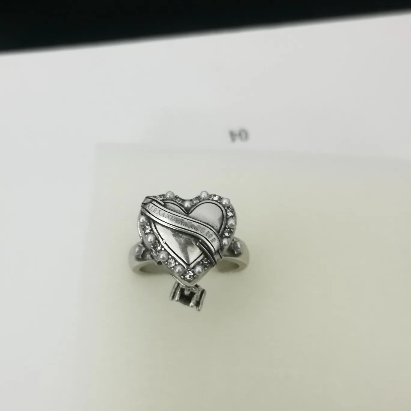 New Heart-shaped Ring With Female Personality, Water Droplet Pendant, Heart-shaped Flip Cover Opening And Closing Ring