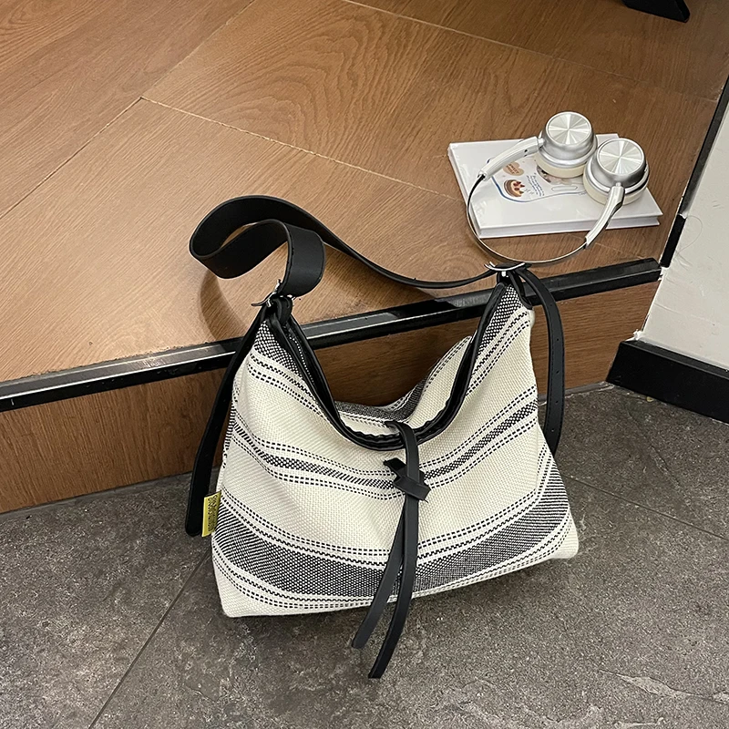 Ladies Striped Textured Woven Crossbody Bag Adjustable Wide Strap Zipper Hobo Bag Casual Large Capacity Daily Shoulder Handbag