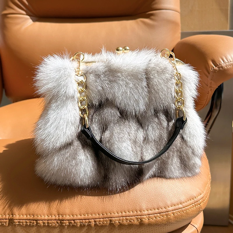

Real Fur Women Handbags Women Luxury Fox Fur Bag Fashion Female Furry Handbag Real Leather Evening Bag Natural Fur Shoulder Bag