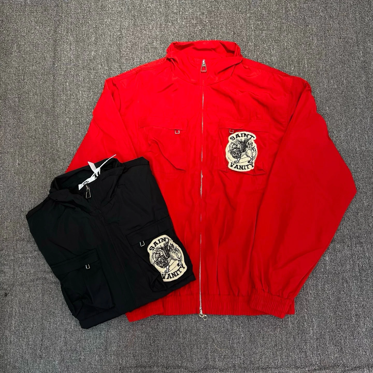 

Куртка Street Sle American SAINT VANI с заклепками, повседневная, спортивная, с длинными рукавами, свободного кроя, молодежная, трендовая, весна-осень, на молнии, чистый хлопок