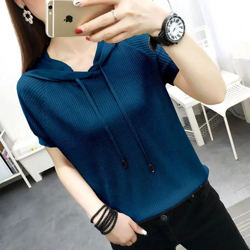 Elegancka moda Harajuku Slim Fit Odzież damska Luźne Casualowe Dopasowane T-shirty z krótkim rękawem Solidna cienka bluza z kapturem
