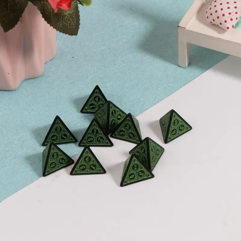 

652F 10x Polyhedral Table Game with for Sharp Edges & Beautiful Inclusions