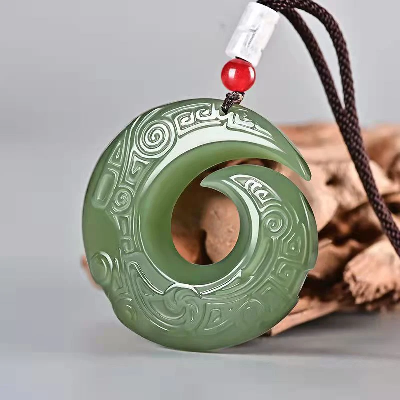 Hetian , fortune-turning men women, pendant that balances world, green and white jade ornam
