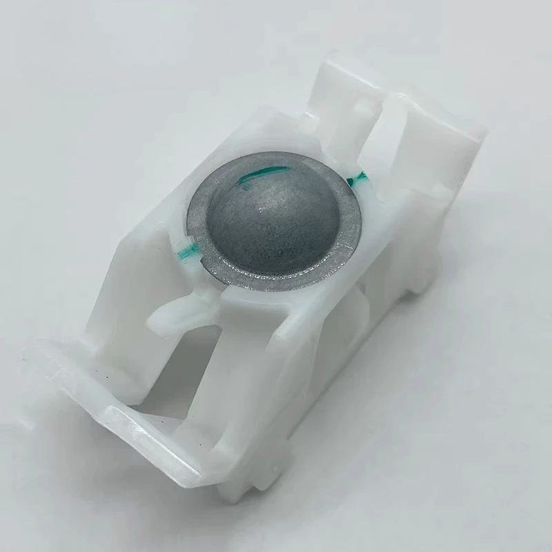 

For Volkswagen Touareg Tiguan Audi Q7 Q5 A4L A6L A8L Porsche Cayenne Brake Pedal Retaining Clip Bracket