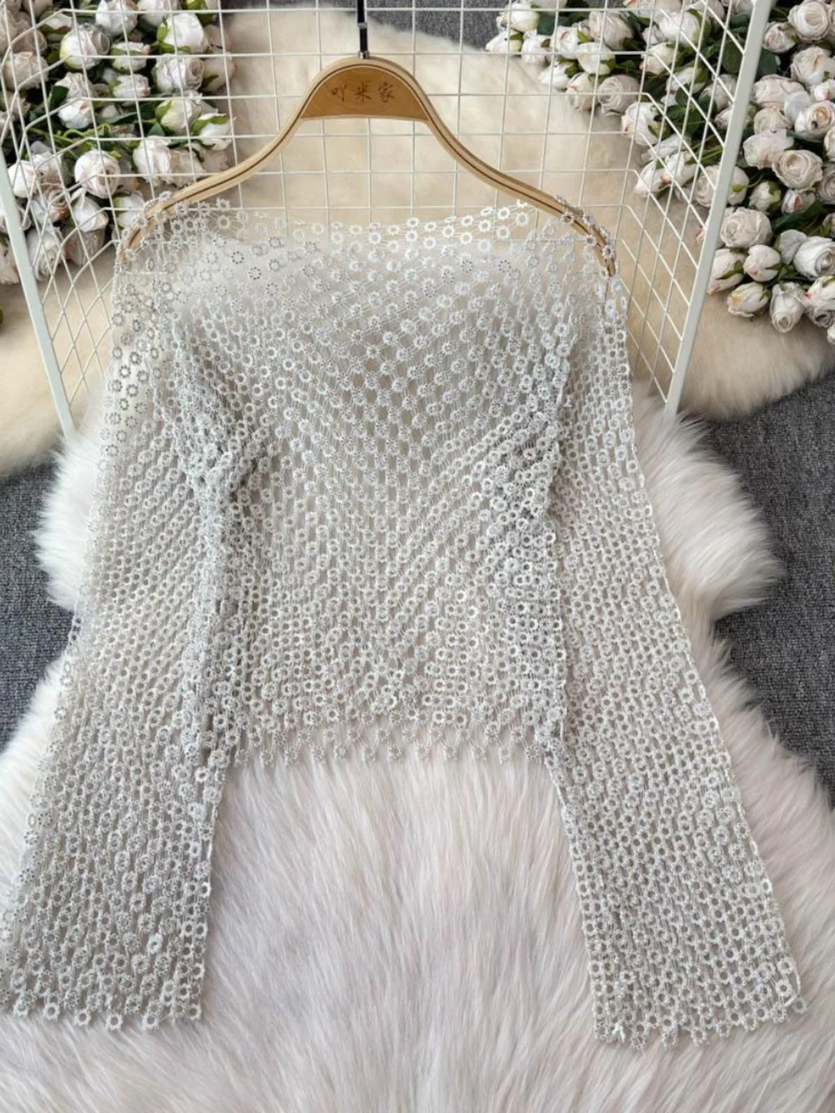 

New Arrival Long Sve Me Hollow out Street Dance Top ort Sle Flower Drill Slimming Trendy Women's Knittedwear