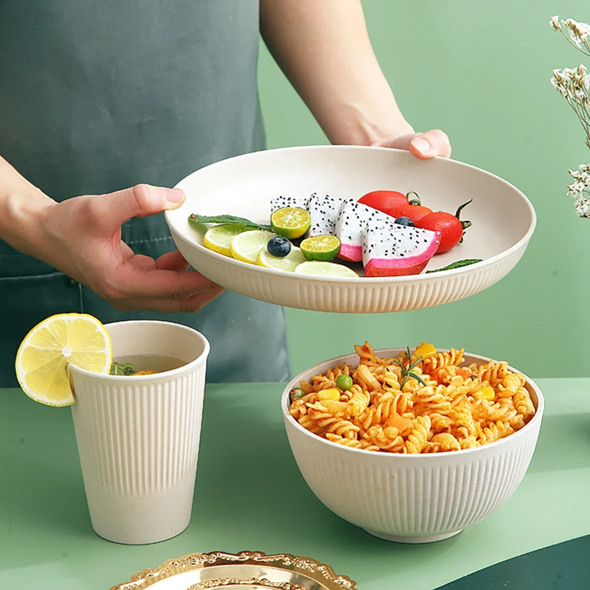 4Pcs Reusable Plastic Tableware Set Including Plates Bowls and Cups Suitable for Family Picnics and School Supplies
