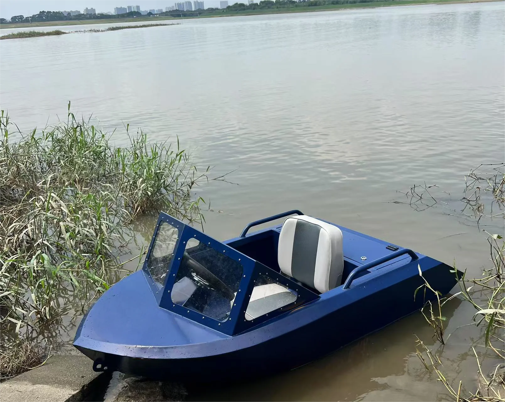 2026 High Speed Electric Jet Boat for Go Karting Surfing Water Sports Rental Stable Plastic ABS Electric Boat for Water Sport