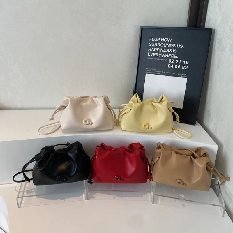 

Luxury Diaper Bag Women Crossbody Messenger Large Capacity Shopper Handbag Trendy Letter Logo Vintage Fashionable Leather