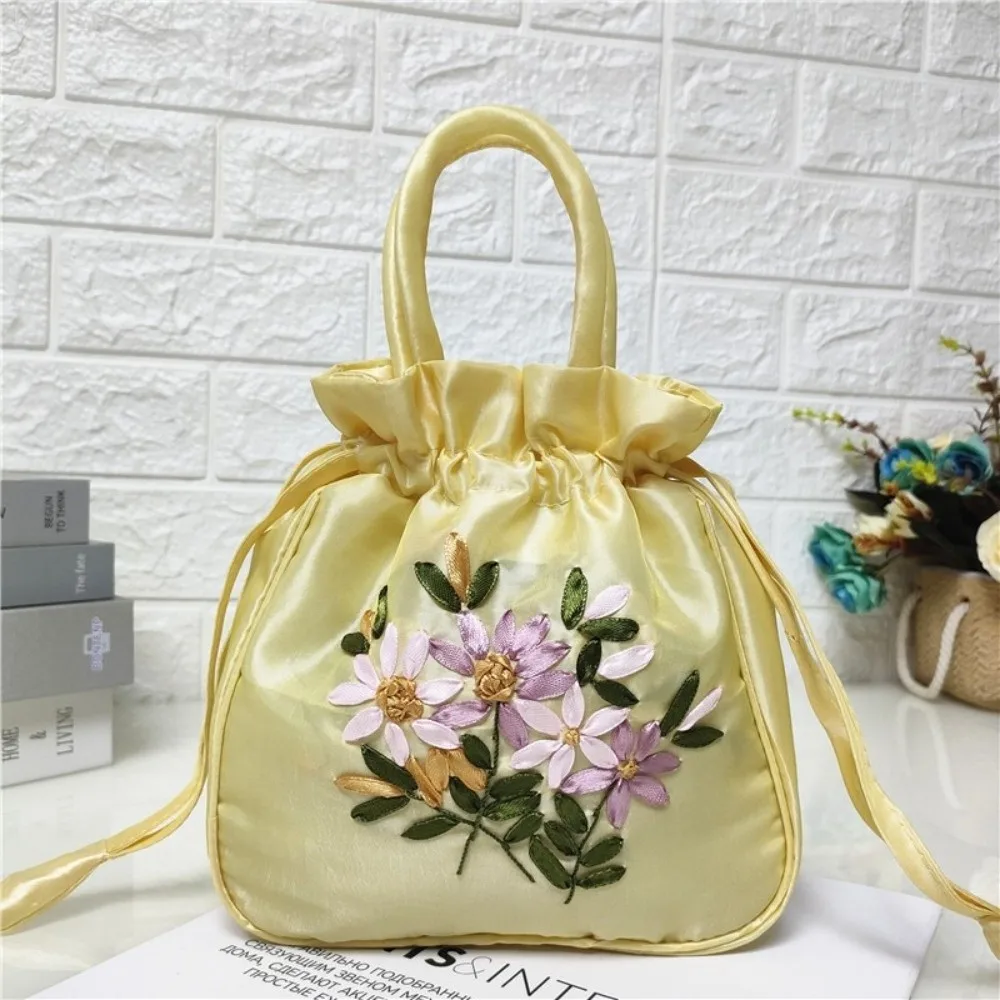 Embroidered Flower Pattern Women Bucket Bag National Style Phone Bag Top Handle Bag Dacron Small Drawstring Bag Casual Occasions