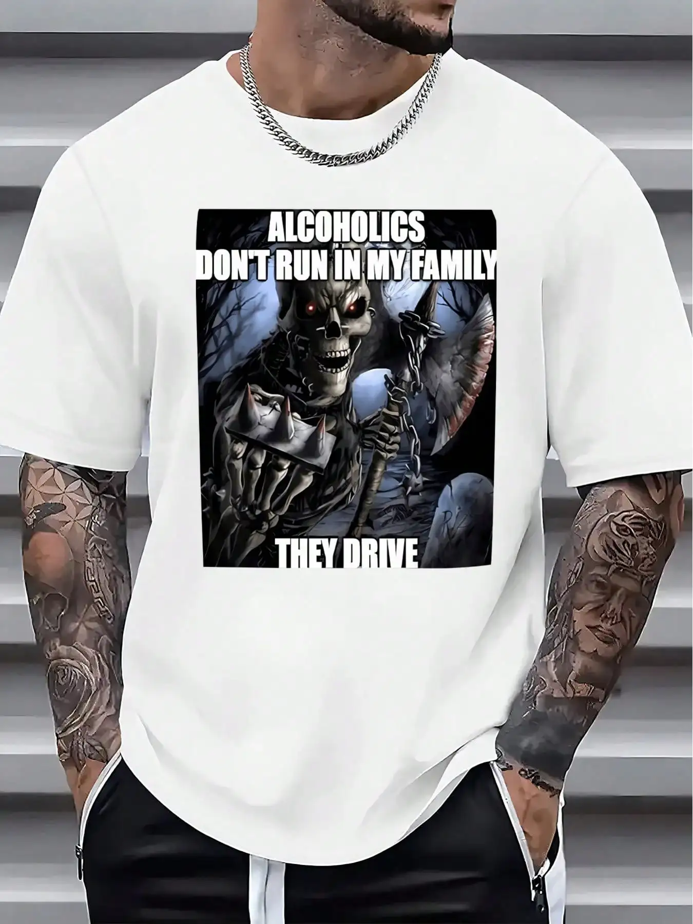 

Men'S Casual Summer T-Shirt with Alcoholics Don't Run in My Family They Drive Graphic White Short Sleeve Round Neck