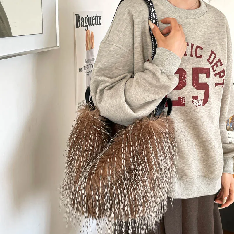 Winter Plush Women Backpack Fashion Shoulder Bag For Ladies Designer Faux Fur Handbag Anti Theft Backbag Crossbody Chest Bag
