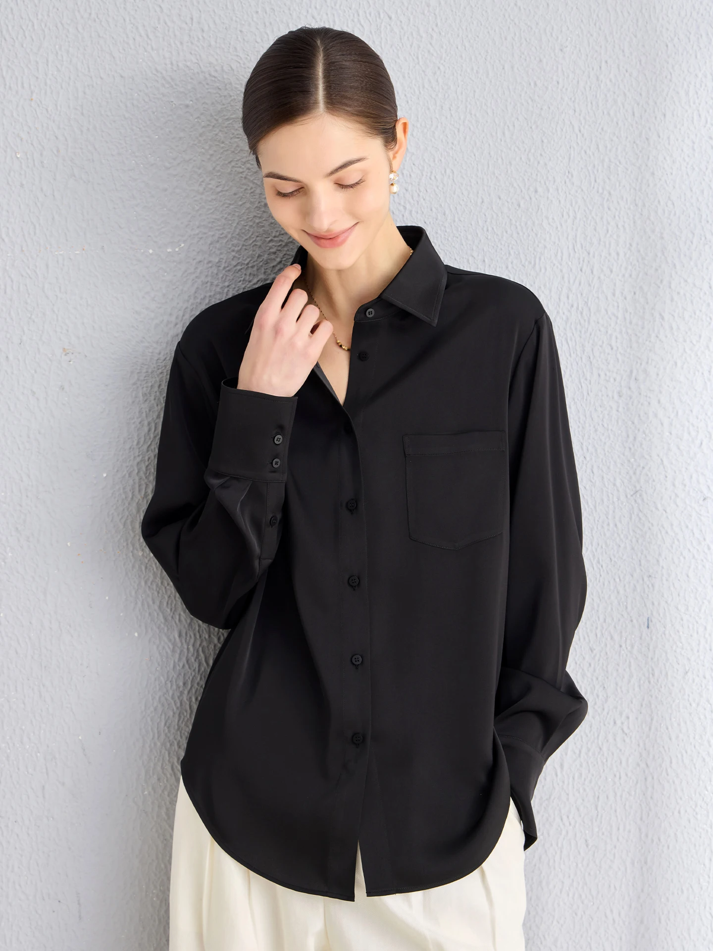 

Повседневная черная шифоновая рубашка женская свободного кроя Весна 2026 Дышащая с длинным рукавом, отложным воротником, средней длины, элегантная