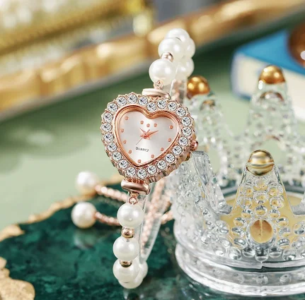 Fashion Heart Dial Women Watches Imitation Pearls Strap Ladies Quartz Watch Reloj Mujer（Without Box）