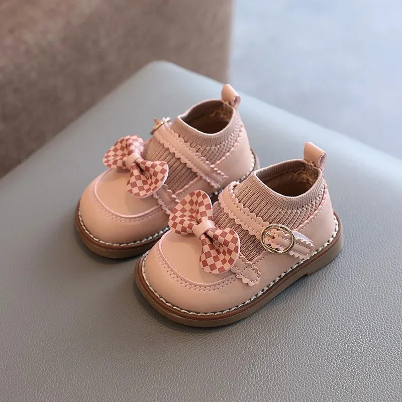 

Baby Spring Autumn Soft Soled Toddler Shoes Girls Braethable Bow Princess Shoes Buckle Solid Color Velcro Small Leather Shoes