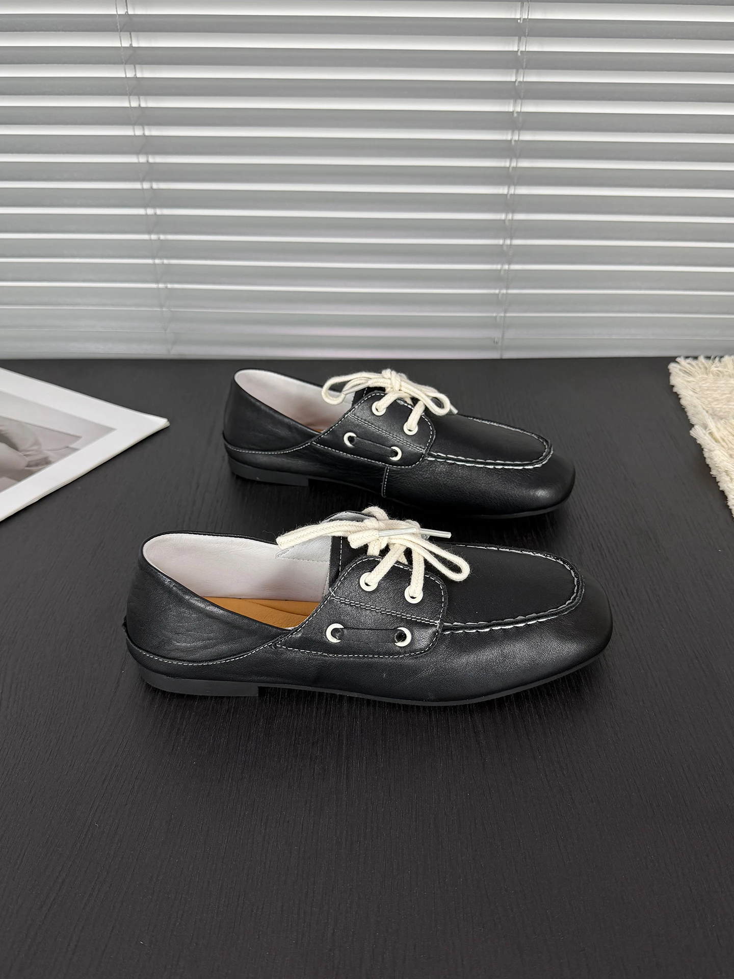 mocassini-da-donna-retro-in-vera-pelle-comodi-e-traspiranti-con-tacco-piatto-e-punta-tonda-allacciati-alla-moda-per-la-primavera