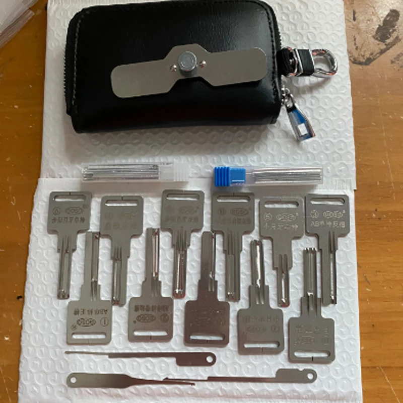 

GOSO Universal Power Key For Tin Foil Tool Locksmith Repair Tool