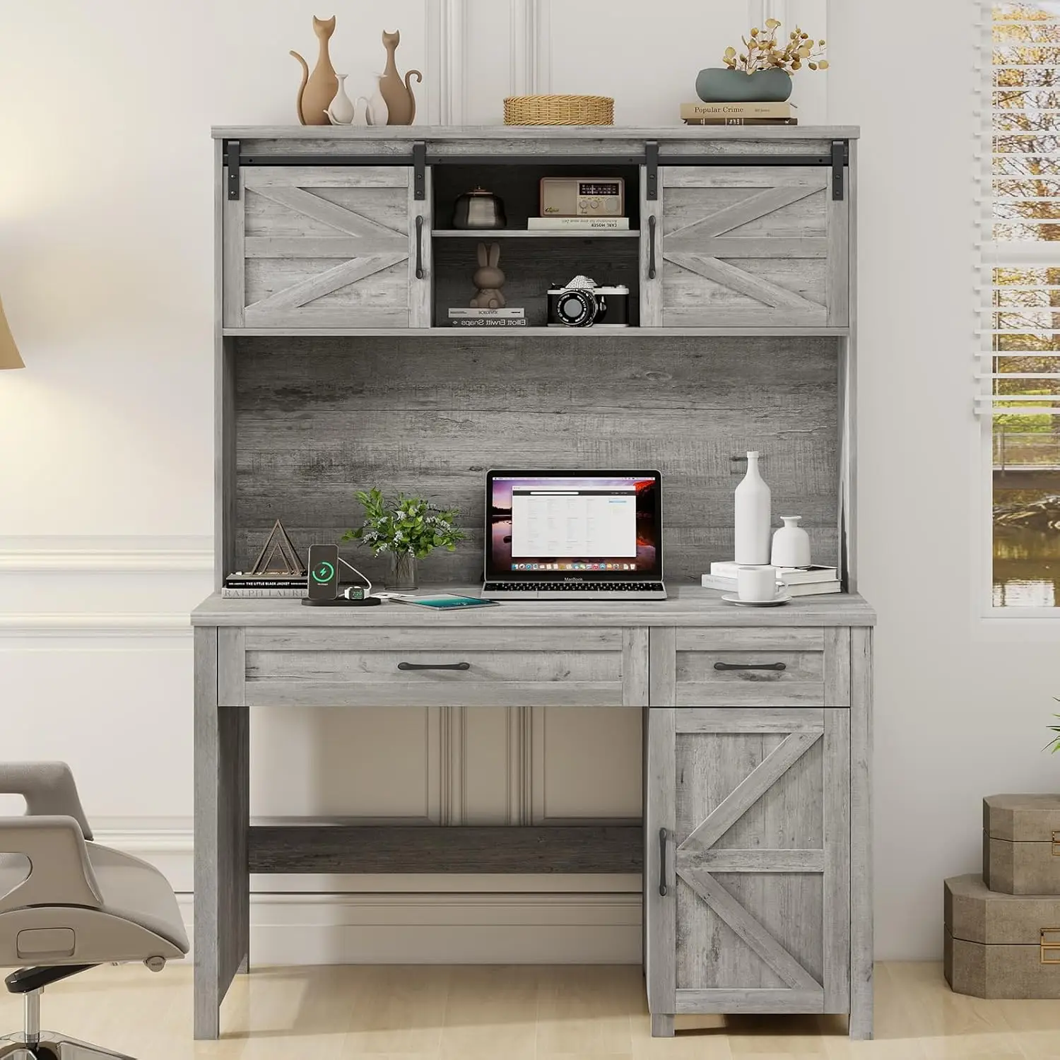 مكتب تنفيذي Farmhouse 47، مكتب كمبيوتر مزود بأدراج وخزانة، مساحة عمل للمكتب المنزلي مع محطة شحن (رمادي) #1