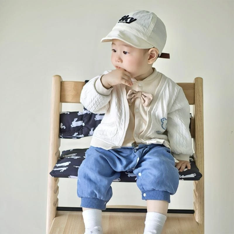 J15U وسادة كرسي أطفال جميلة مطبوعة على شكل أرنب قابلة للتنفس لكراسي الطعام