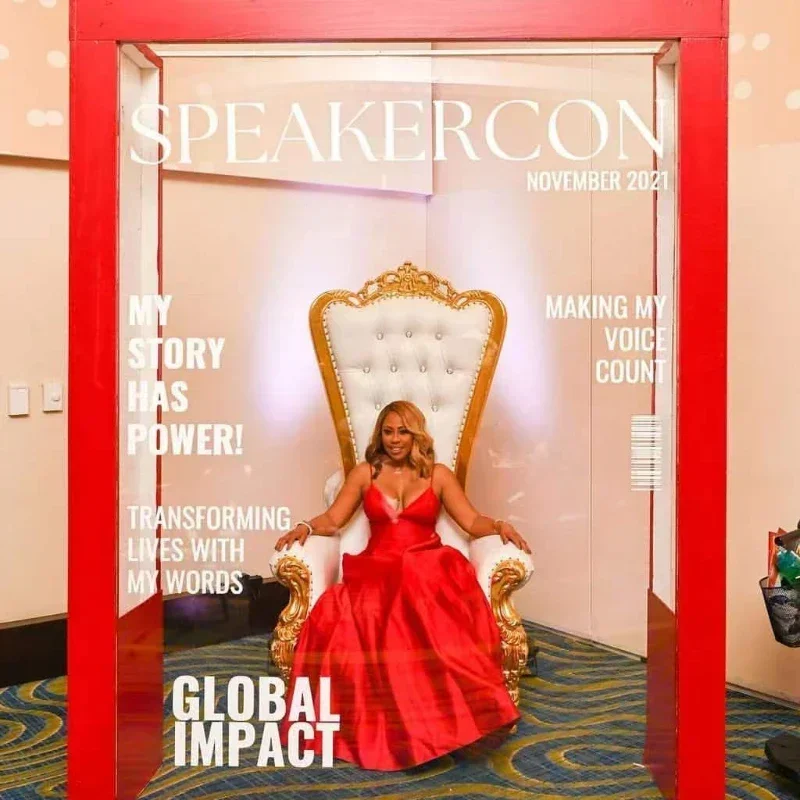 Weddings Photography Background Decoration Props Iron Magazine Photo Booth Backdrop Wedding Vogue Led With Led Hot Sales