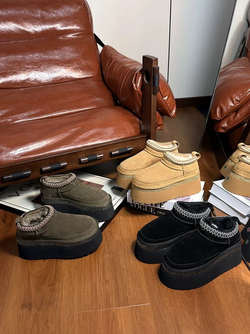 العصرية أحذية الثلوج أحذية رياضية مكتنزة منصة الشتاء عالية الكعب أحذية دافئة مريحة الفراء اصطف عدم الانزلاق منصات النساء في الهواء الطلق