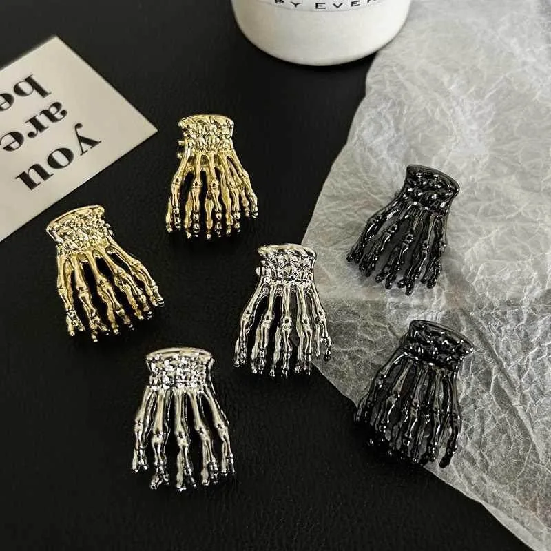 Gothic Punk Skull Skeleton Hand Hair Claw Clips for Women Halloween Cosplay Metal Bone Clamp Clip Mini Hair Grip Hair Accessory view 2