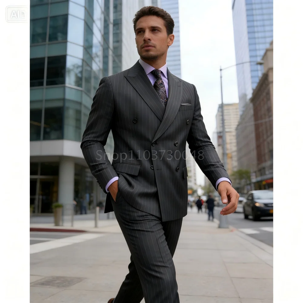 

2-Piece Grey Striped Men's Slim Fit Tuxedo with Peak Lapel Double Breasted Blazer for Wedding Groom Business Suit Smoking Suit