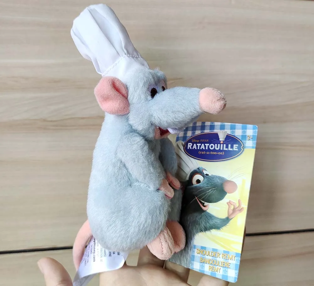 Japan Authentic  Disney Ratatouille Chef Remy Magnetic Shoulder Plush Toy New