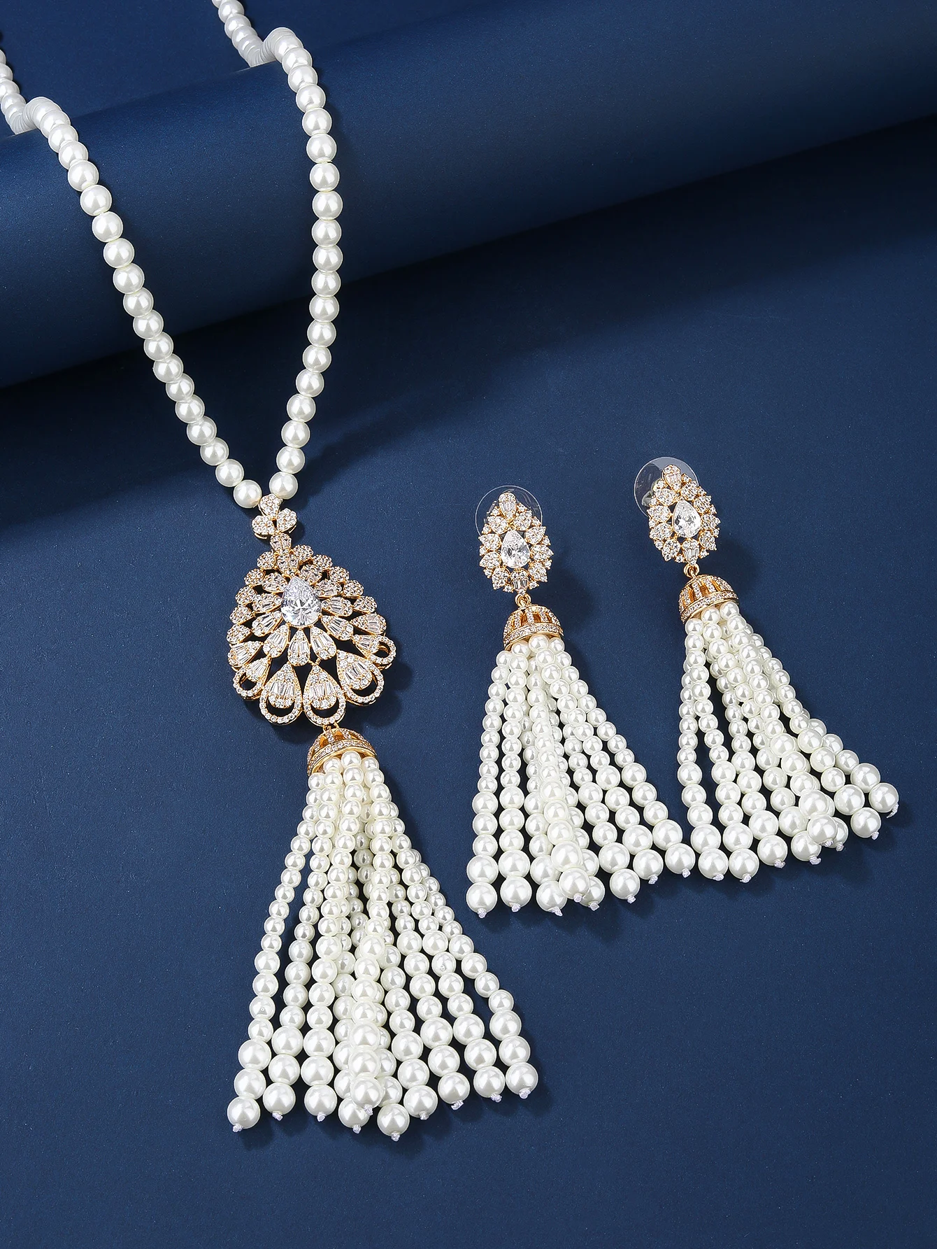 BrideTalk Luxury Multilayer Pearl Choker Necklaces for Women Crystal Zircon Necklaces Weddings Bride Jewelry