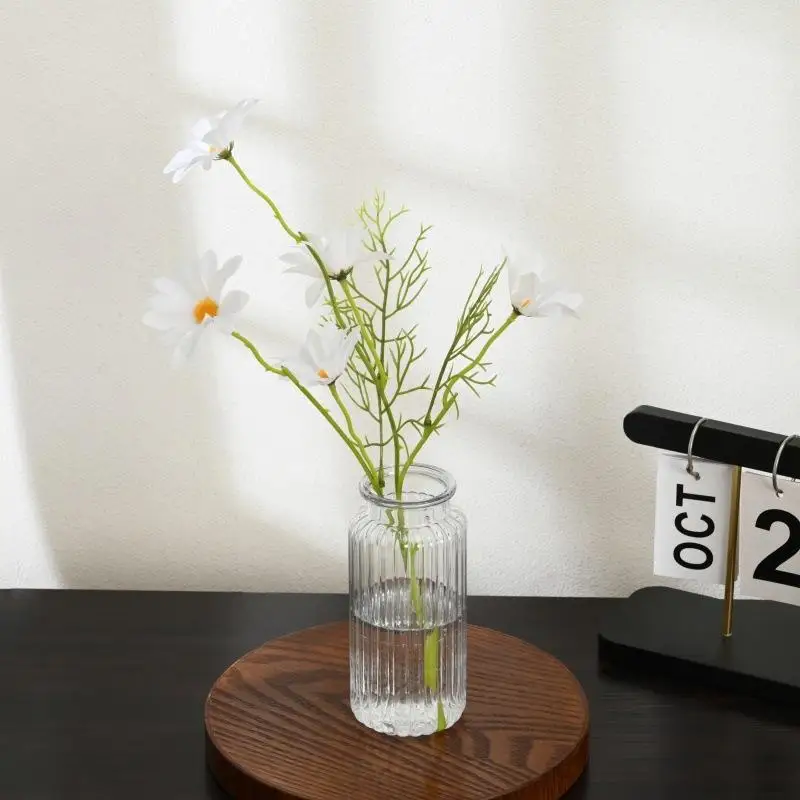 Clear Vertical Ribbed Plastic Vase, Shatterproof And Durable Centerpiece For Tabletop Floral Arrangement Décor