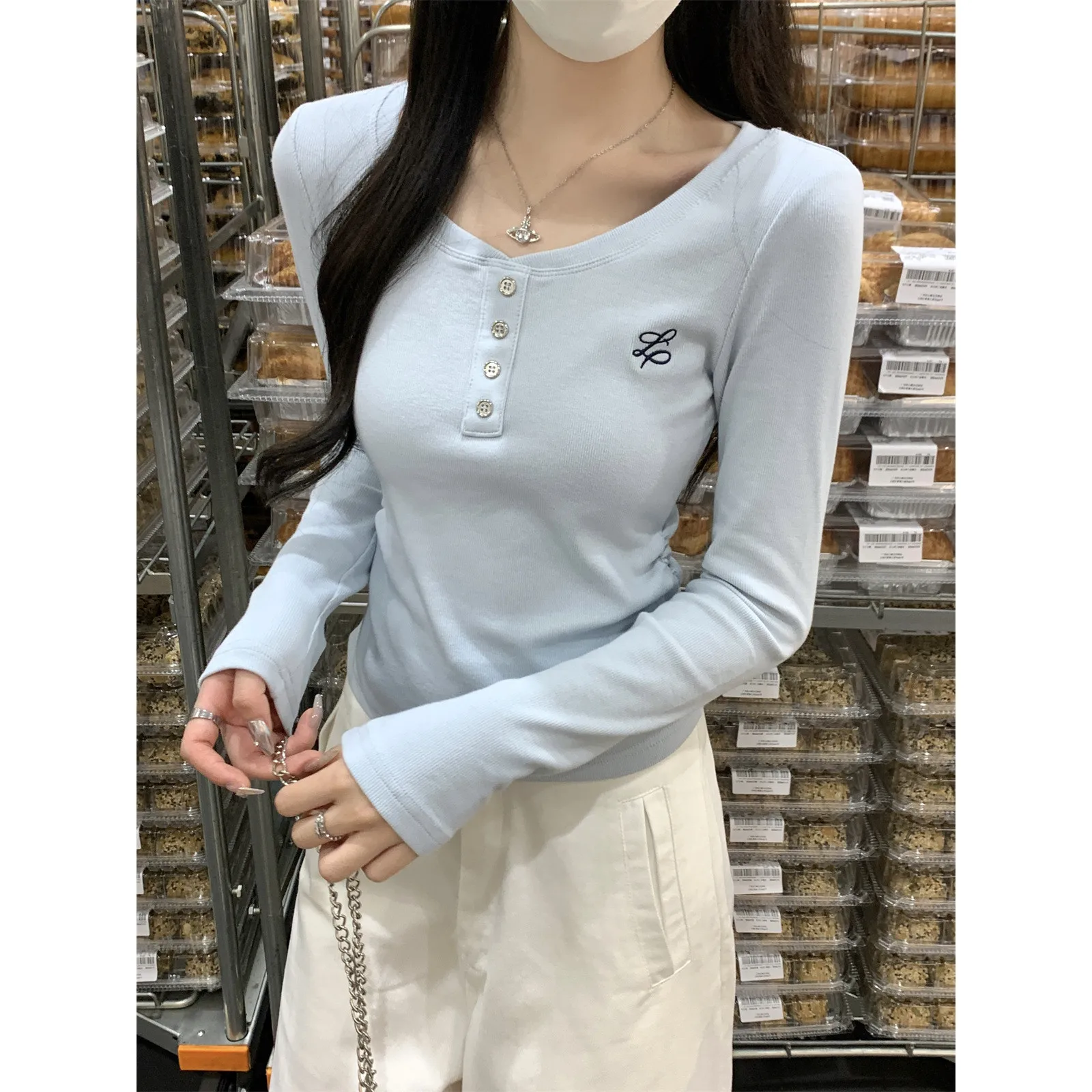 Miu Series Gentle Waist Gored Top Light Blue Button Embroidered Long Sleeve Base Shirt Women's Autumn V-neck T-shirt
