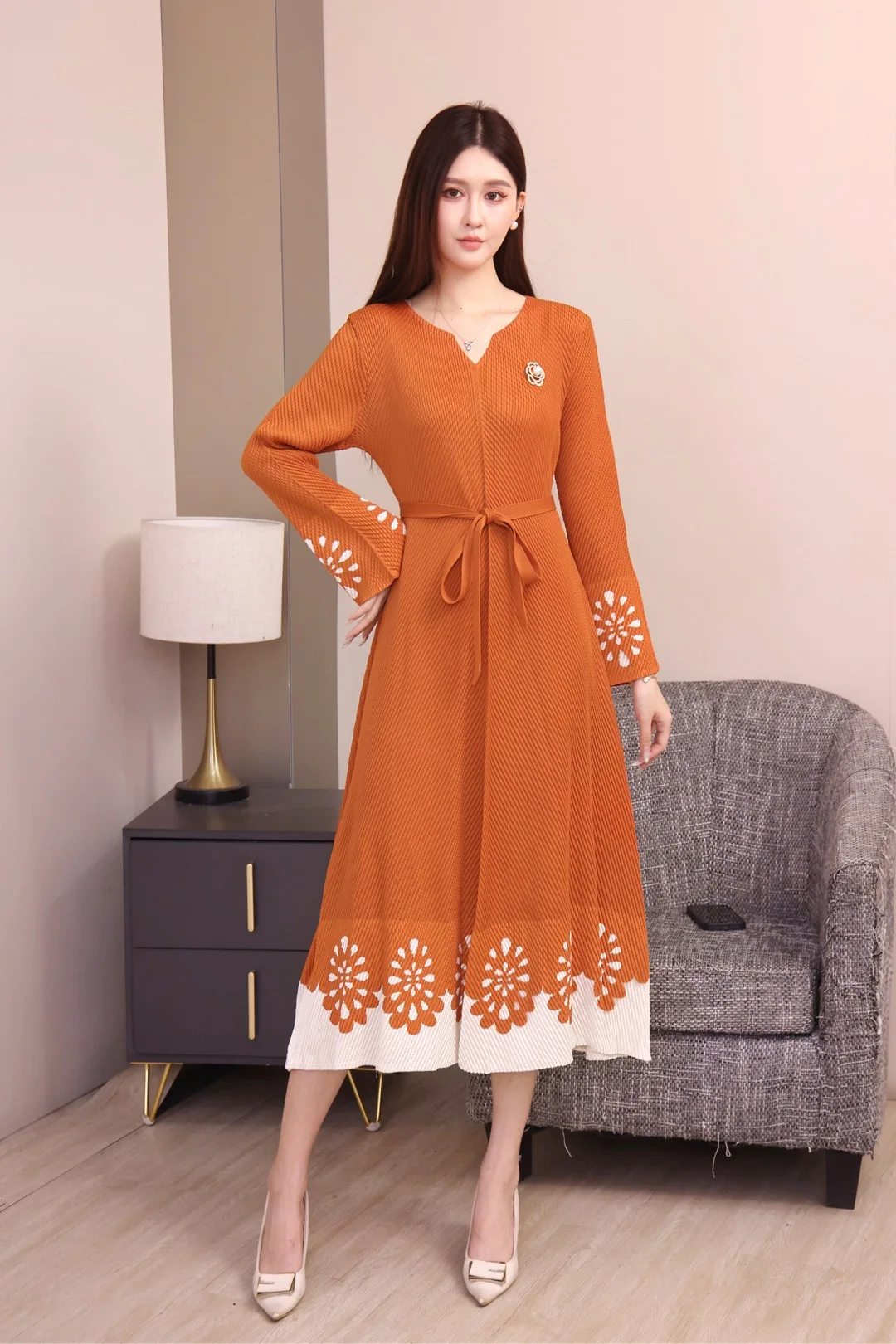 

Miyake High-end Pleated Loose Dress 2025 New Fashion Design Sense Embossed Temperament Elegant Women's Dresses