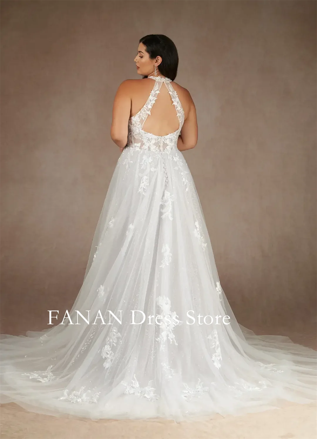 Fanan Diamond White A-Line Halter Sequins Tulle Appliques Dress Customized Wedding Gown Elegant Wedding Dresses without Sleeves