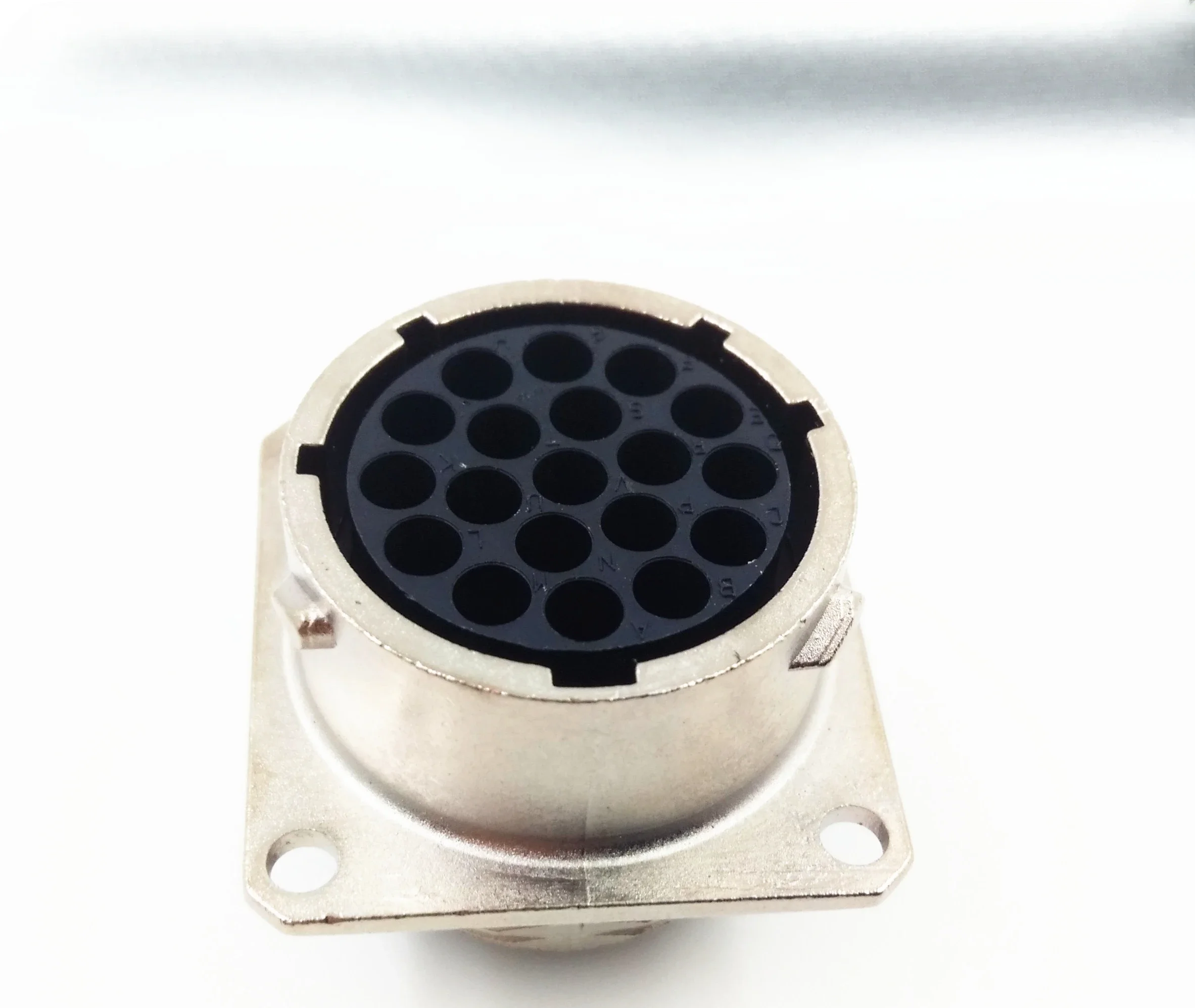 

Круглый разъем UT001619SH UT001619SH6