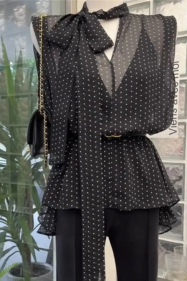 

French Style Blouses Elegant Ribbon Slim Waist Sleeveless Shirt Summer 2025 New Slimming Polka Dot Top Gentle Camisa