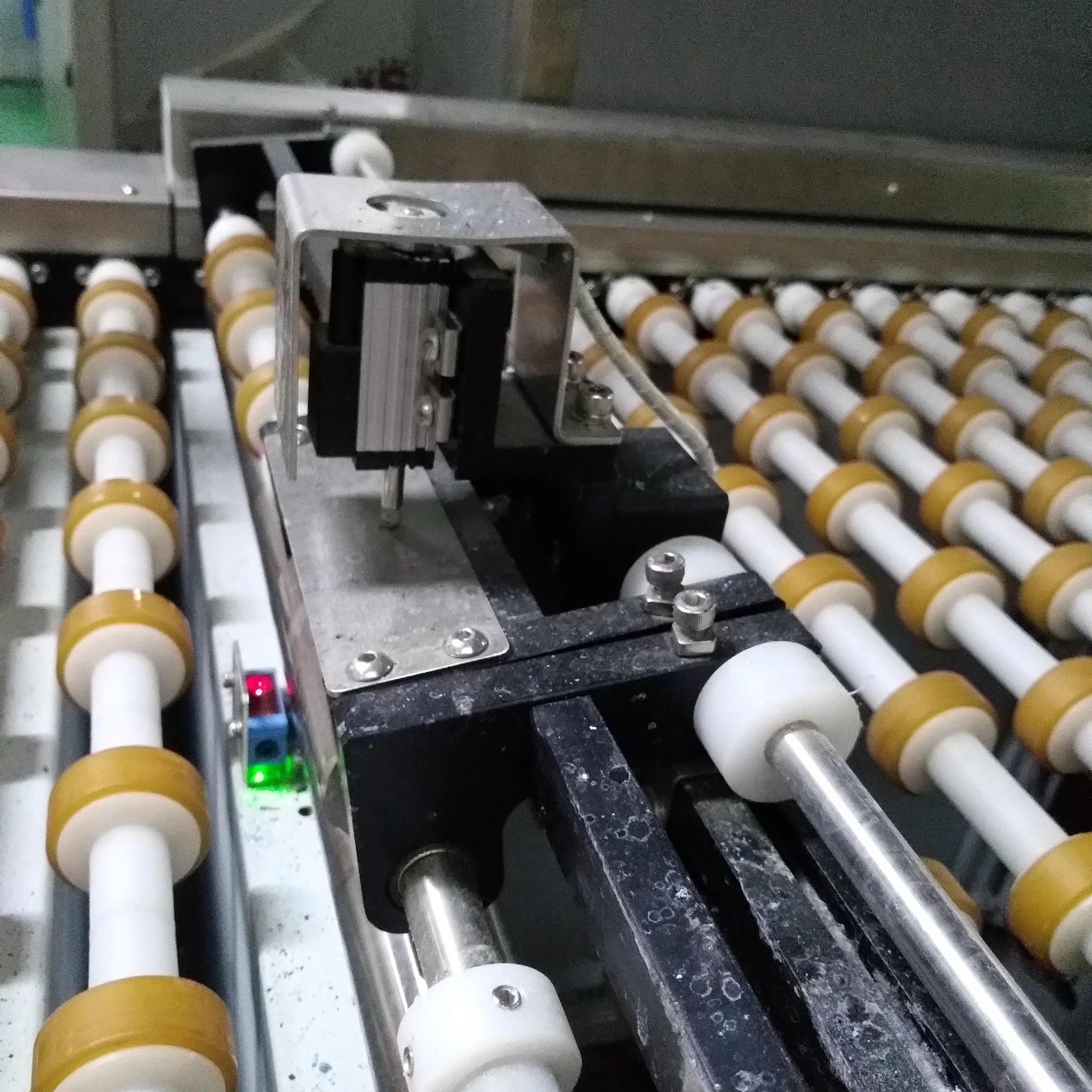 산업용 장비용 KTR 25mm 미니 복구형 전기 선형 위치 센서