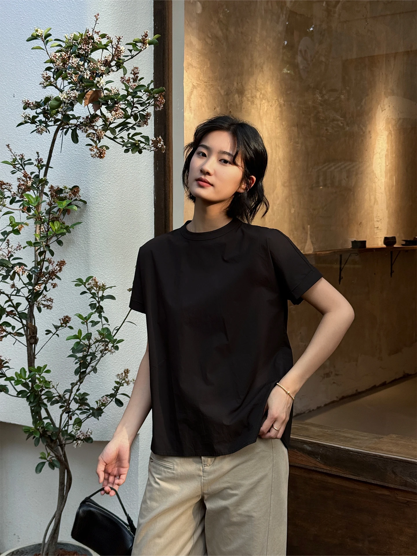 

Slim Fit Pure Cotton Short Sleeve round Neck Shirt Women's Comfortable Breathable Summer Top Casual Simple Style Black