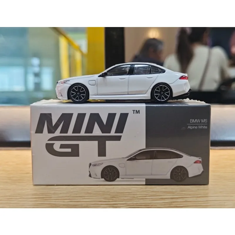 MINI GT 1:64 # 1092 BMW M5 Blanco Alpino, Modelo de Auto de Aleación Fundida a Presión, Artículo de Colección, En Stock