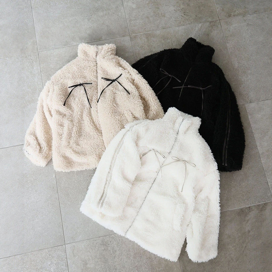 جديد لخريف وشتاء 2025 سترات نسائية دافئة من القطيفة سترات نسائية على الطراز الياباني معاطف سوداء أساسية من الفرو الصناعي اليومي