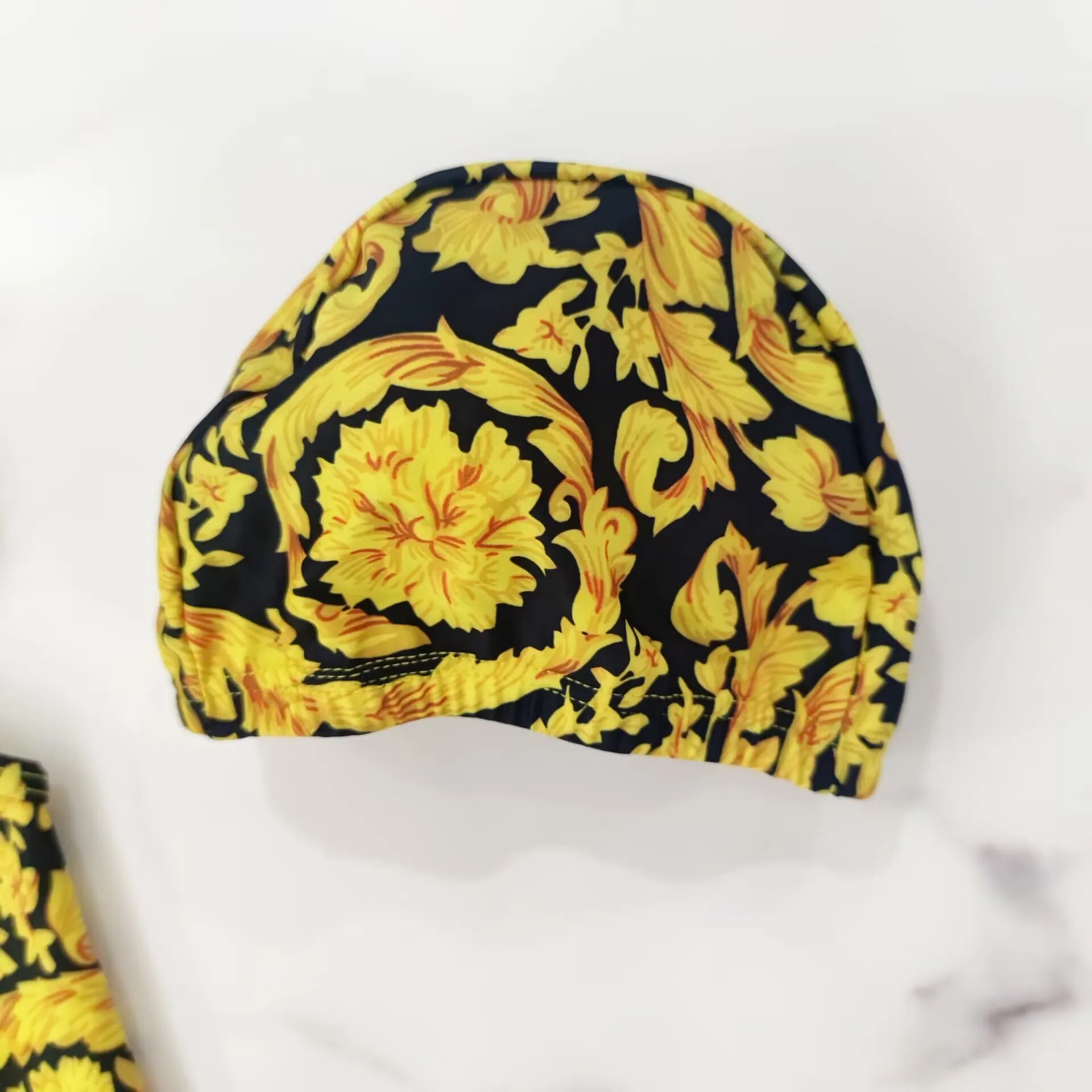 2025 Pantaloncini da bagno per bambini Maschio Baby Jacquard dorato Primavera calda Abbigliamento da bagno per babay 1-12 anni