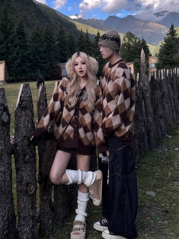 

Retro Contrast Color Diamond id Long Sve Couple Knitted Sweater Outerwear Loose Casual Slimming Men Women Autumn Winter ...