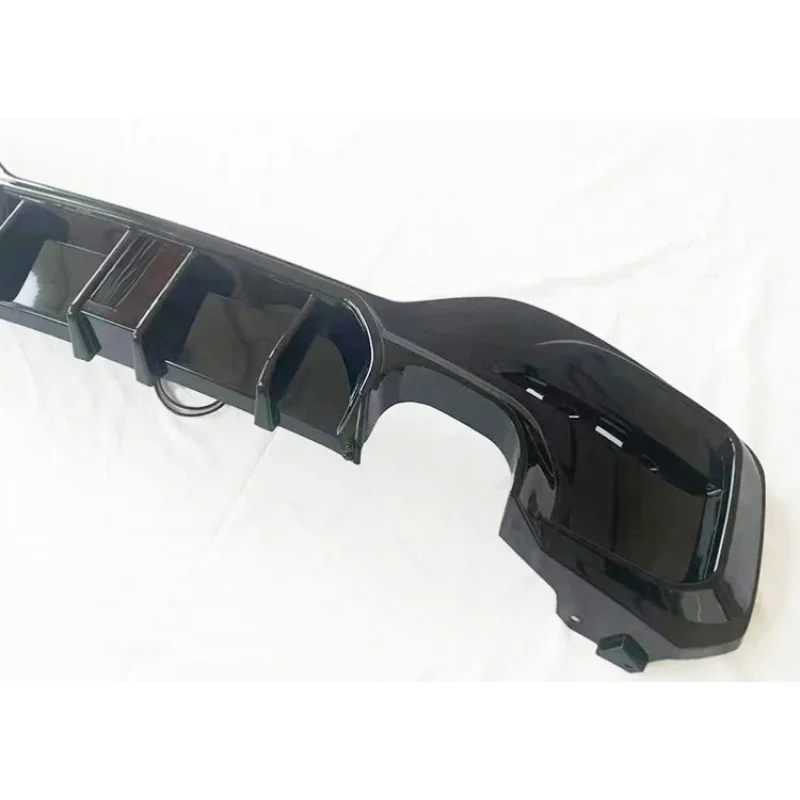 

Car Rear Bumper Diffuser for 1 Series F20 Modified Competitive Model with Lights Rear Four Out Tail Lip Spoiler