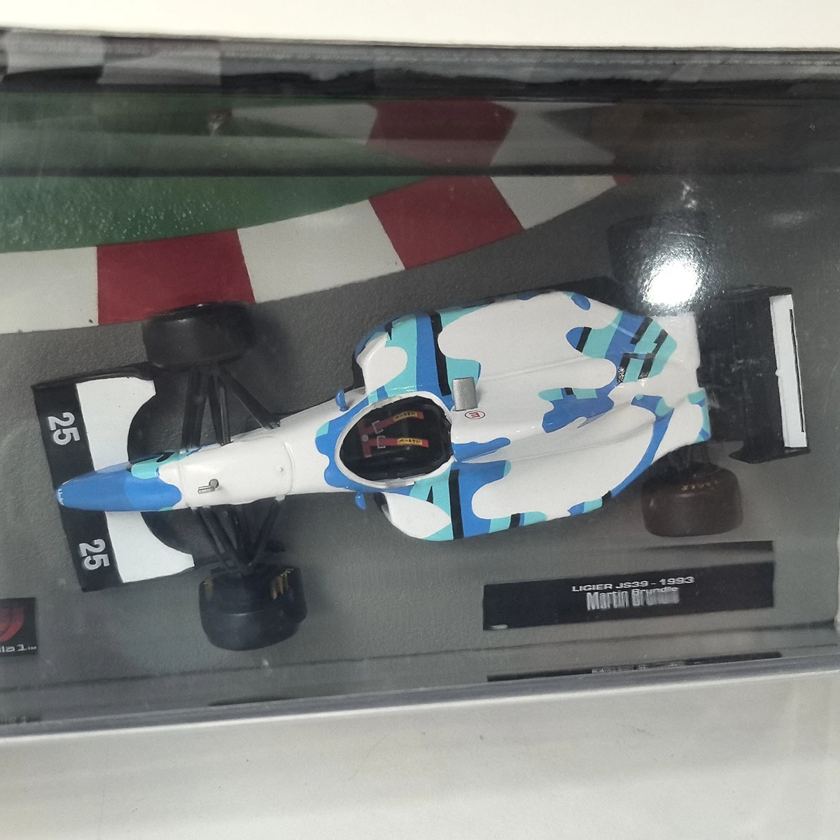 modellino-auto-in-lega-ixo-1-43-ligier-js39-1993-da-corsa