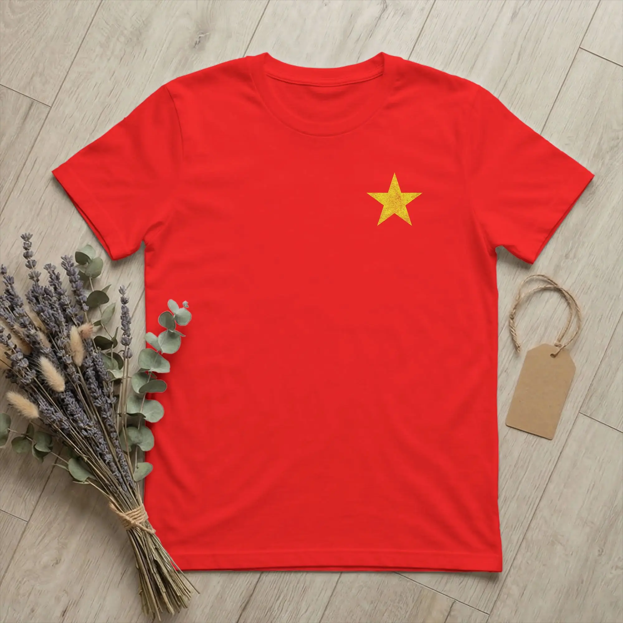 Men T-Shirts Vietnam Flag Yellow Star Asia Vintage Cotton Tee Shirt Short Sleeve Souvenir T Shirt O Neck Clothing Big Size