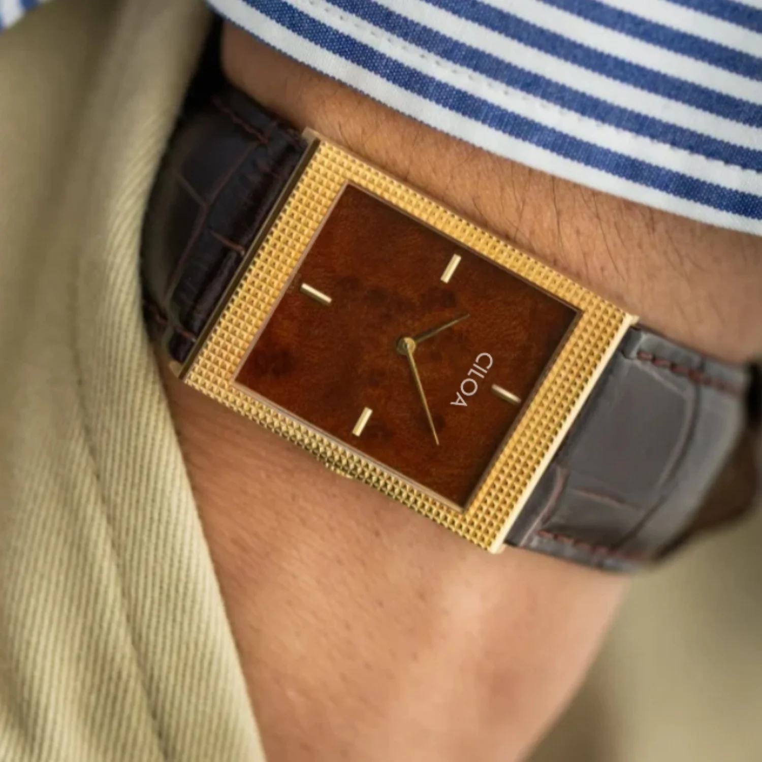 

Мужские спортивные часы CILOA Red Retro, квадратные, модные, новые, роскошные, водонепроницаемые, кварцевые, высокого качества, в подарочной упаковке.