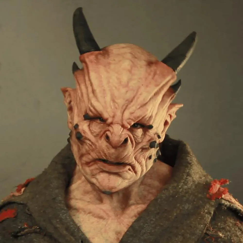 2025 할로윈 핫세일 워크래프트 라텍스 마스크 호러 불 악마 왕 뿔 스쿱 후드