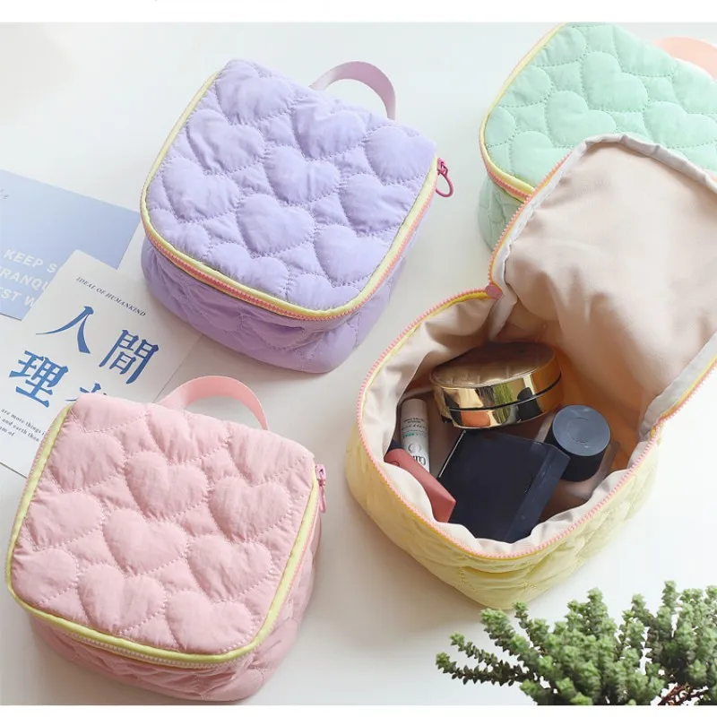 Heart Quilting Cosmetic Bag Mini Square Makeup Case Zipper Wallet Women Toiletry Bag Portable Travel Small Storage Pouch Handbag