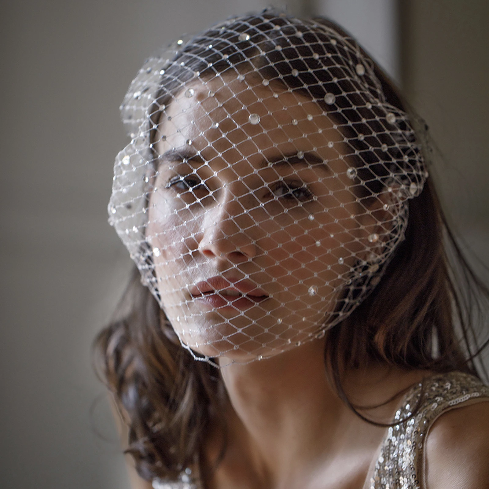 

Свадебная фата, короткая румяная фата для лица, съемная фата со стразами, русская сетка, аксессуар для свадебного платья GA12