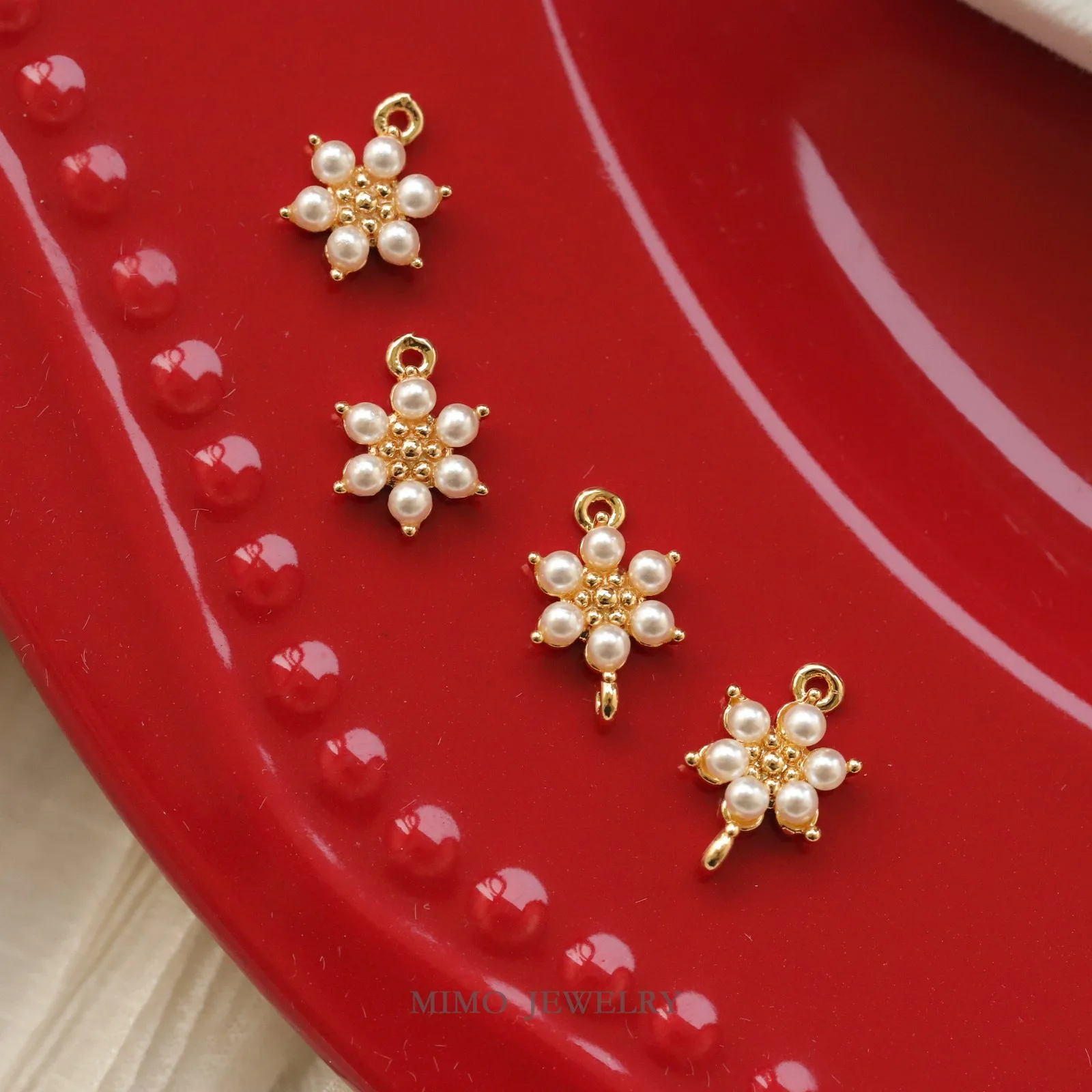 

Mini Imitation Pearl Snowflake Charms Pendant Supplies DIY Hand Brass Gold Plated Accessories