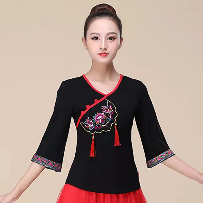 2025 New Retro Spring Autumn Embroidered T-shirt Top Hanfu Coat China Traditional Women Clothes Slim Bottom Shirt Dance Costume