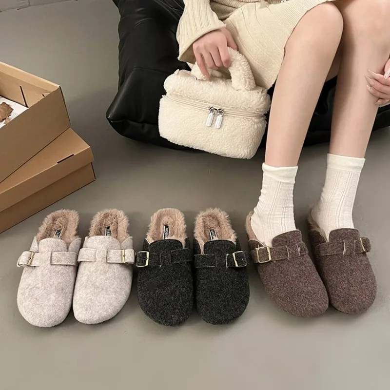 

Модные женские хлопковые тапочки на плоской подошве, повседневная замшевая короткая плюшевая обувь, удобные домашние новые теплые тапочки 2025 года
